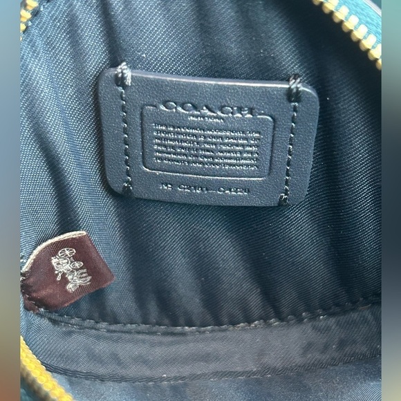 Coach Beach Postcard Circle Coin Purse C4220 - Picture 12 of 14